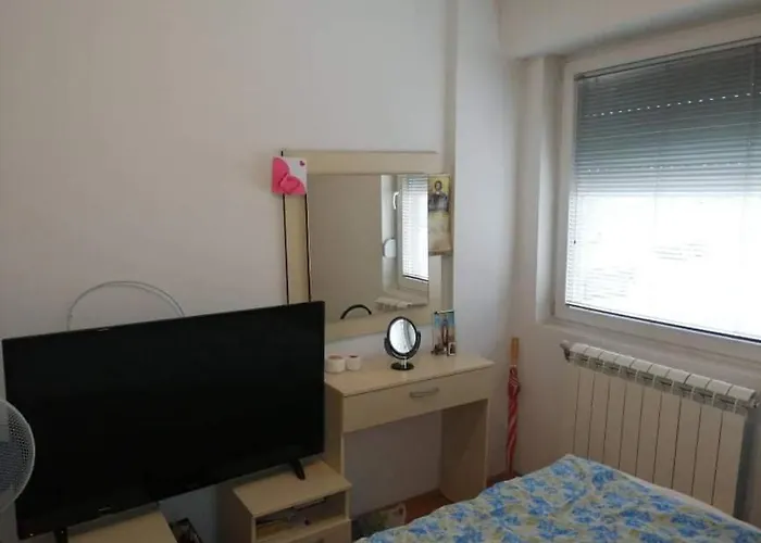 Modern One Bedroom Apartament Skopje